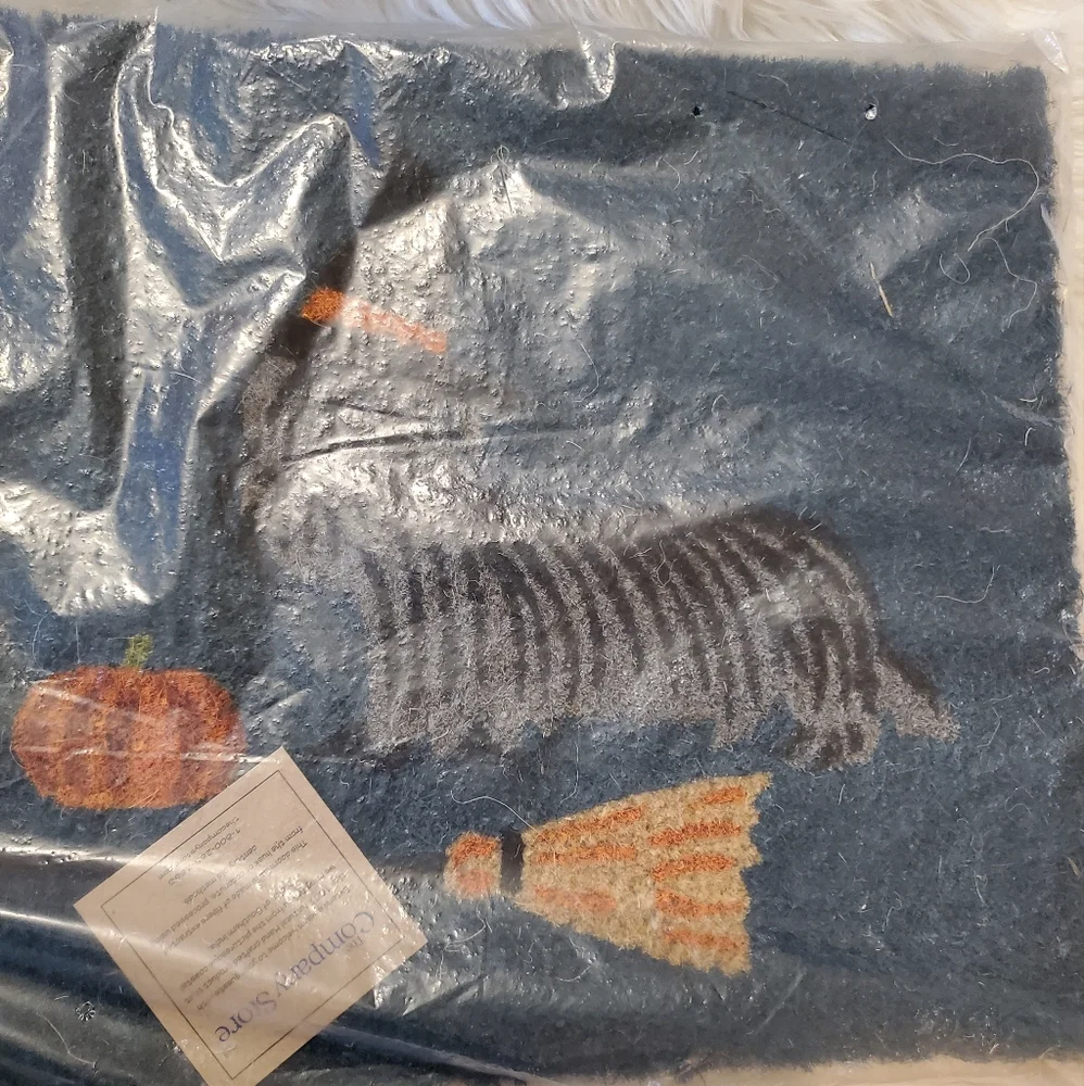 The Company Store Fall Coir Mat - Halloween Dogs - teal